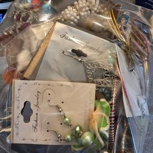 2lb Wearable Junk Faux Earrings Craft Costume Mix Lot #1 Broke Repair SOLD AS IS